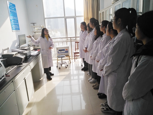 基础医学研究所举办第五届大学生科研服务月活动