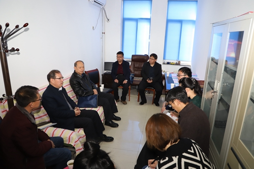 首页 省委第十巡回指导组副组长刘凤彪传达了省委主题教育领导小组